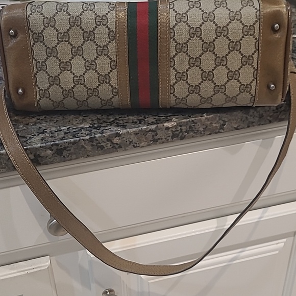 GUCCI SHERRY LINE VINTAGE HANDBAG WITH STRAP - Picture 13 of 16
